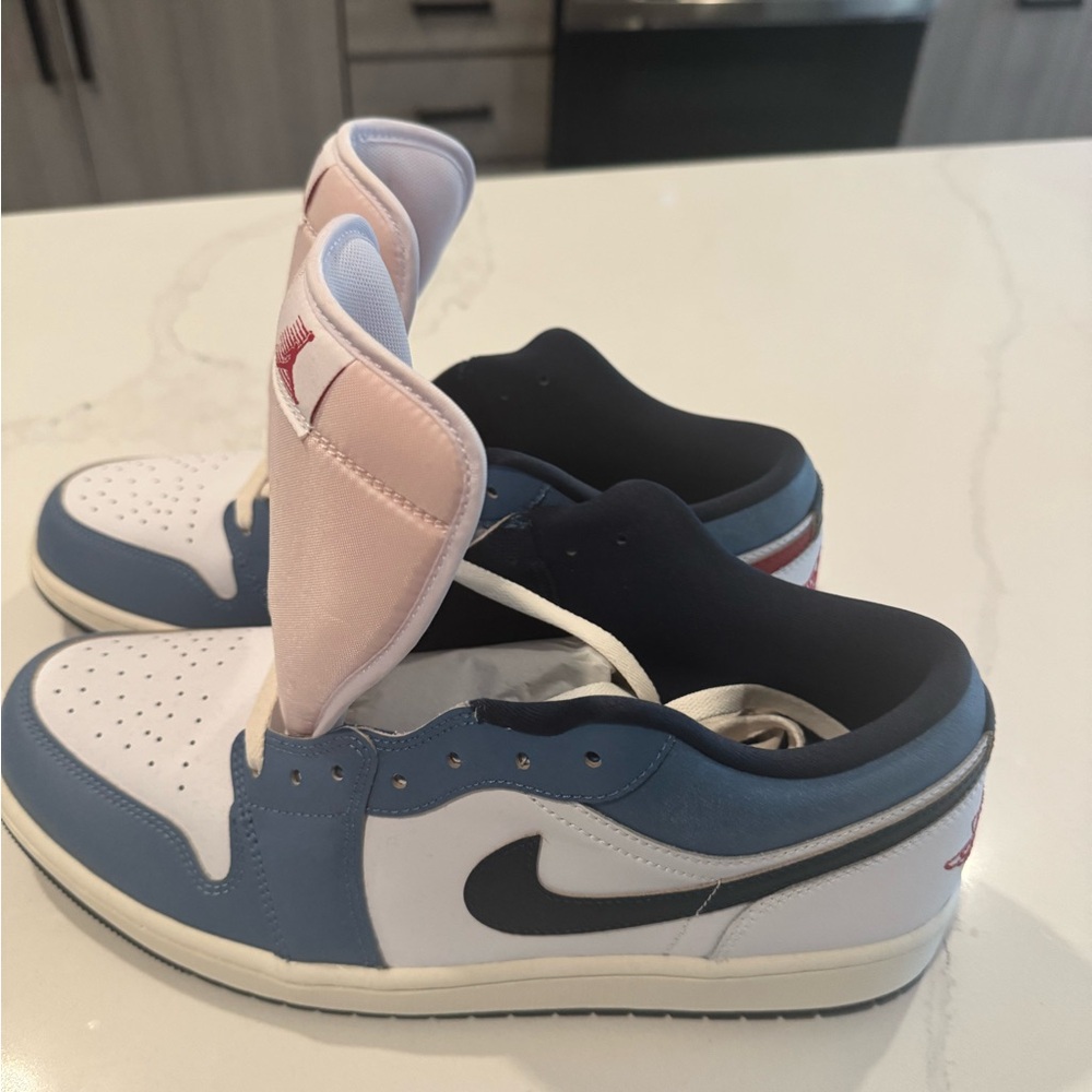 Jordan 1’s. Never worn.